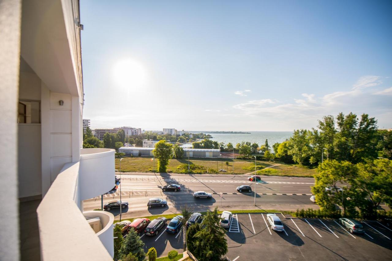 Hotel Oxford Mamaia Exterior photo